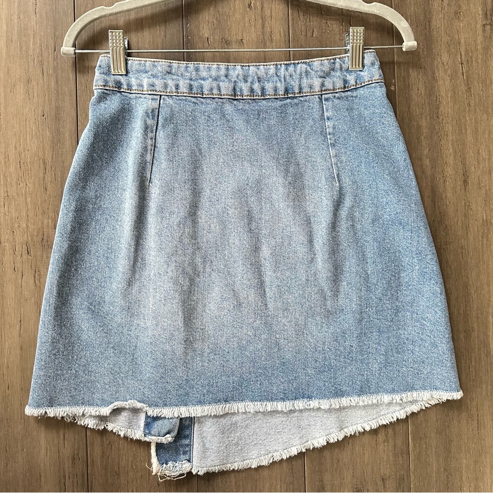 Zara Women’s Asymmetrical Mini Denim Jean Button Front Skirt Size XS Extra Small - Picture 4 of 7